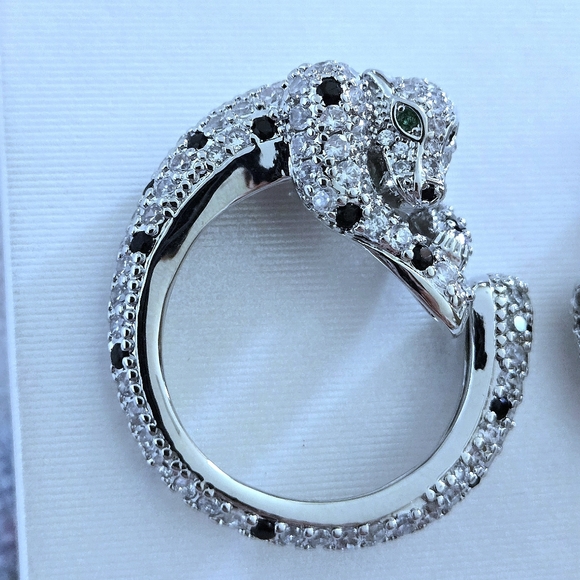 Cote d'Argent Circular Silver🤍 Cheetah Earrings - NWT - Picture 14 of 16